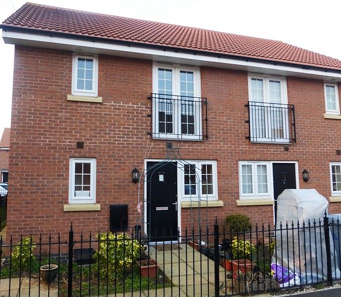 1 bed semidetached house to rent in Apple Avenue, Balderton, Newark