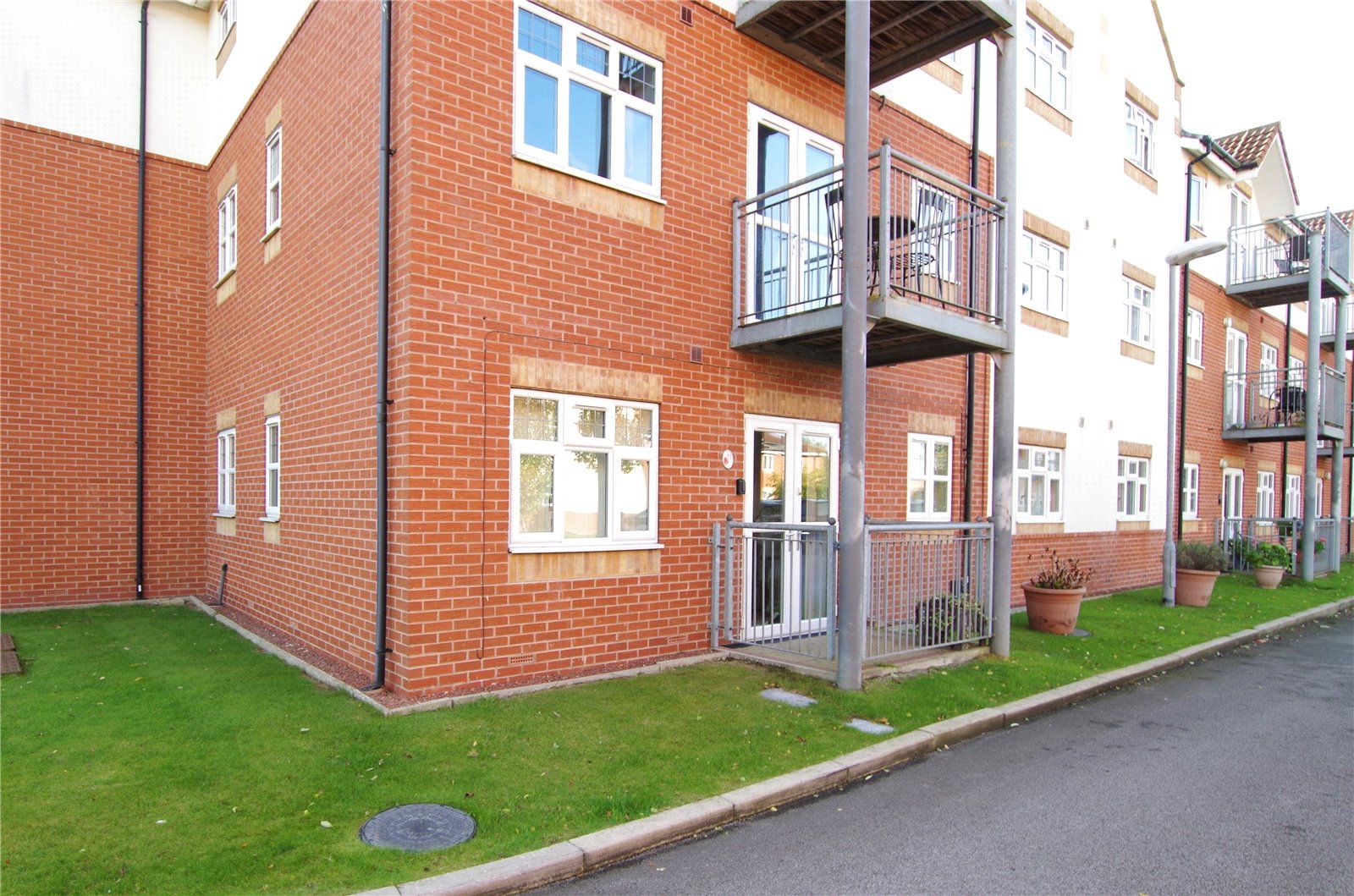 2 bed flat for sale in Birch Tree Drive, Hedon, Hull, East Yorkshire