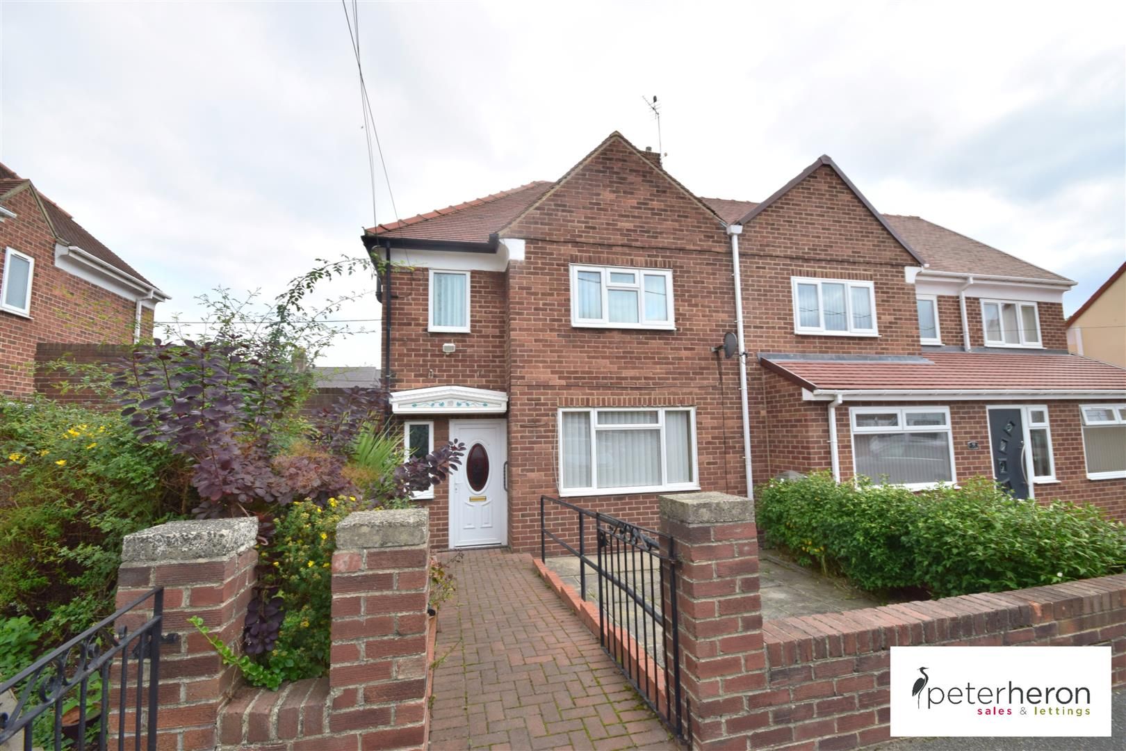 2 bed semidetached house for sale in Essex Grove, New Silksworth