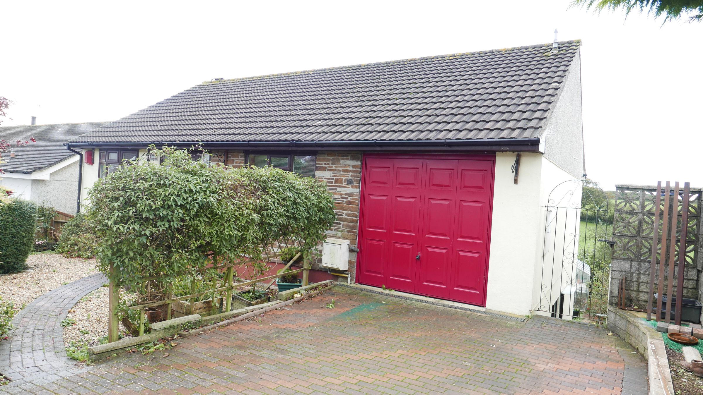 4 bed detached house to rent in Manor Park, Duloe, Liskeard, Cornwall