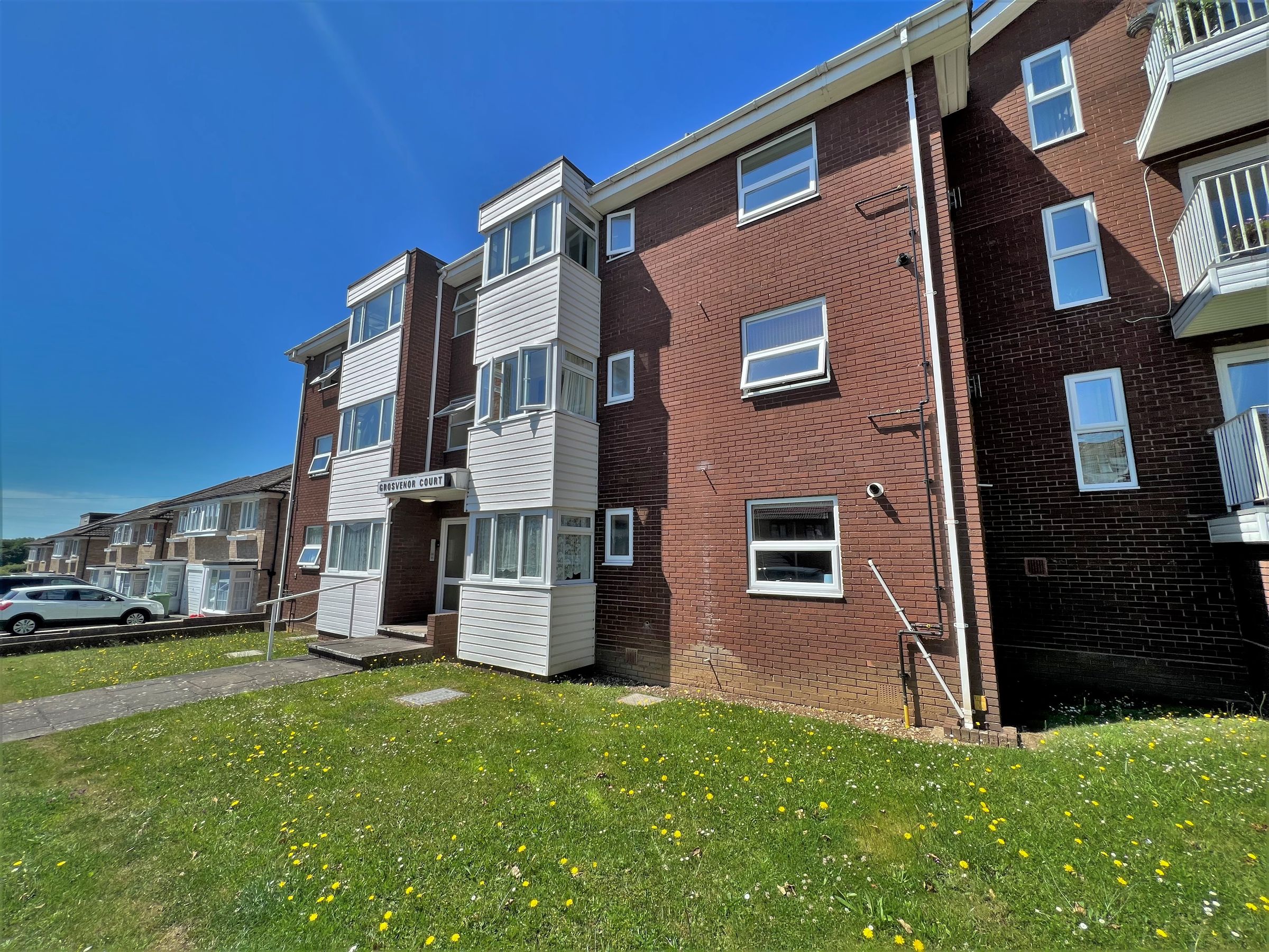 2 bed flat to rent in East Lodge Park, Farlington, Portsmouth PO6 Zoopla