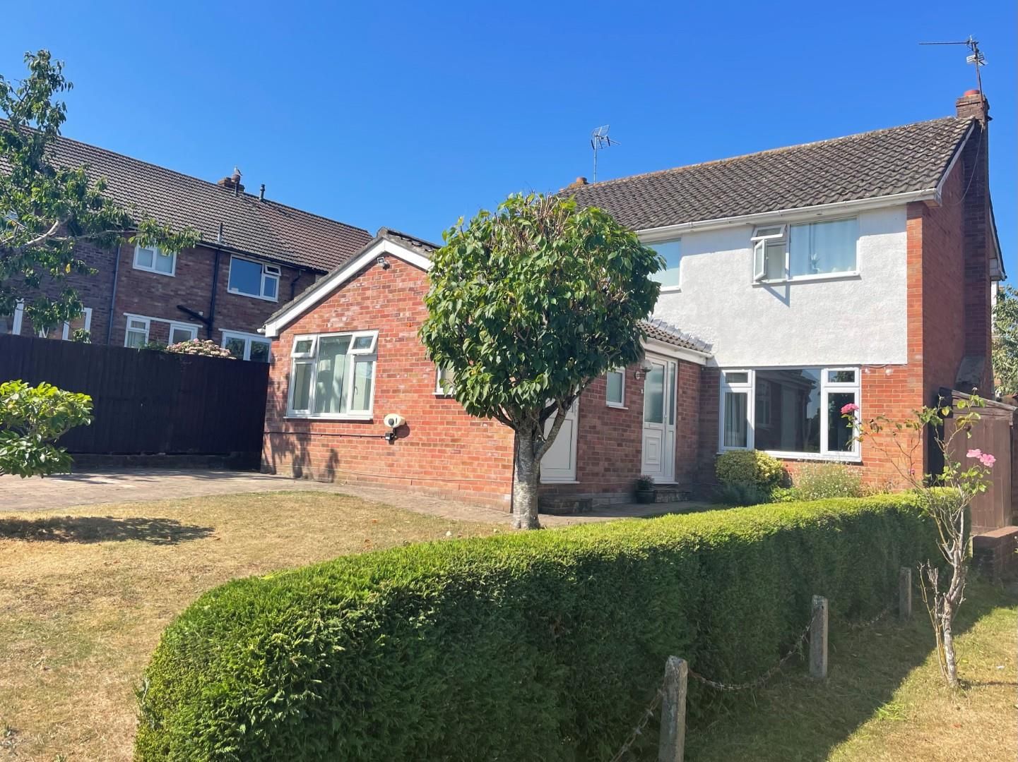 3 bed detached house for sale in Grassmere Close, Llandough, Penarth