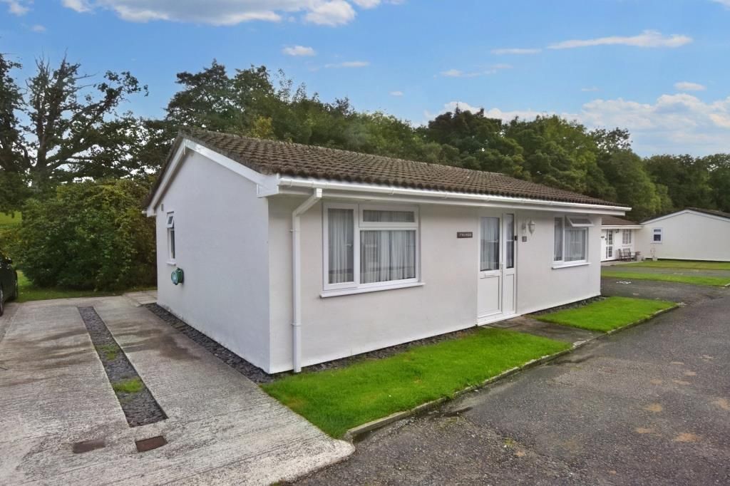 2 bed detached bungalow for sale in Rosecraddoc, Liskeard, Cornwall PL14 Zoopla