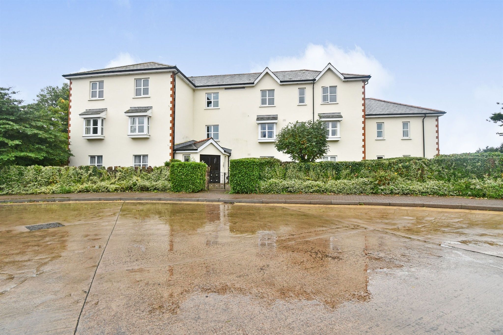 2 bed flat for sale in The Oldway Centre, Monnow Street, Monmouth NP25 Zoopla