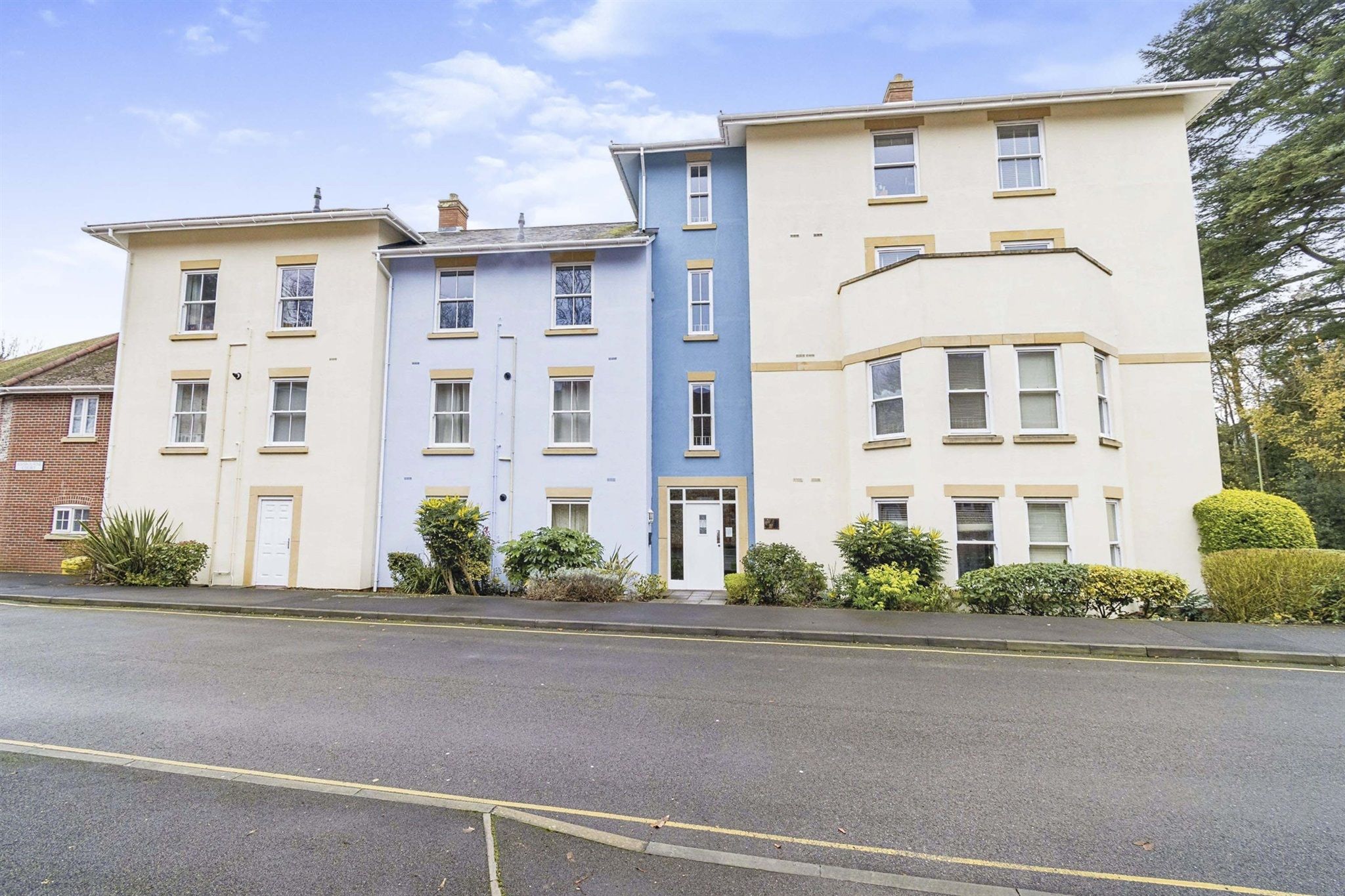 1 bed flat for sale in Winton Close, Winchester SO22 Zoopla