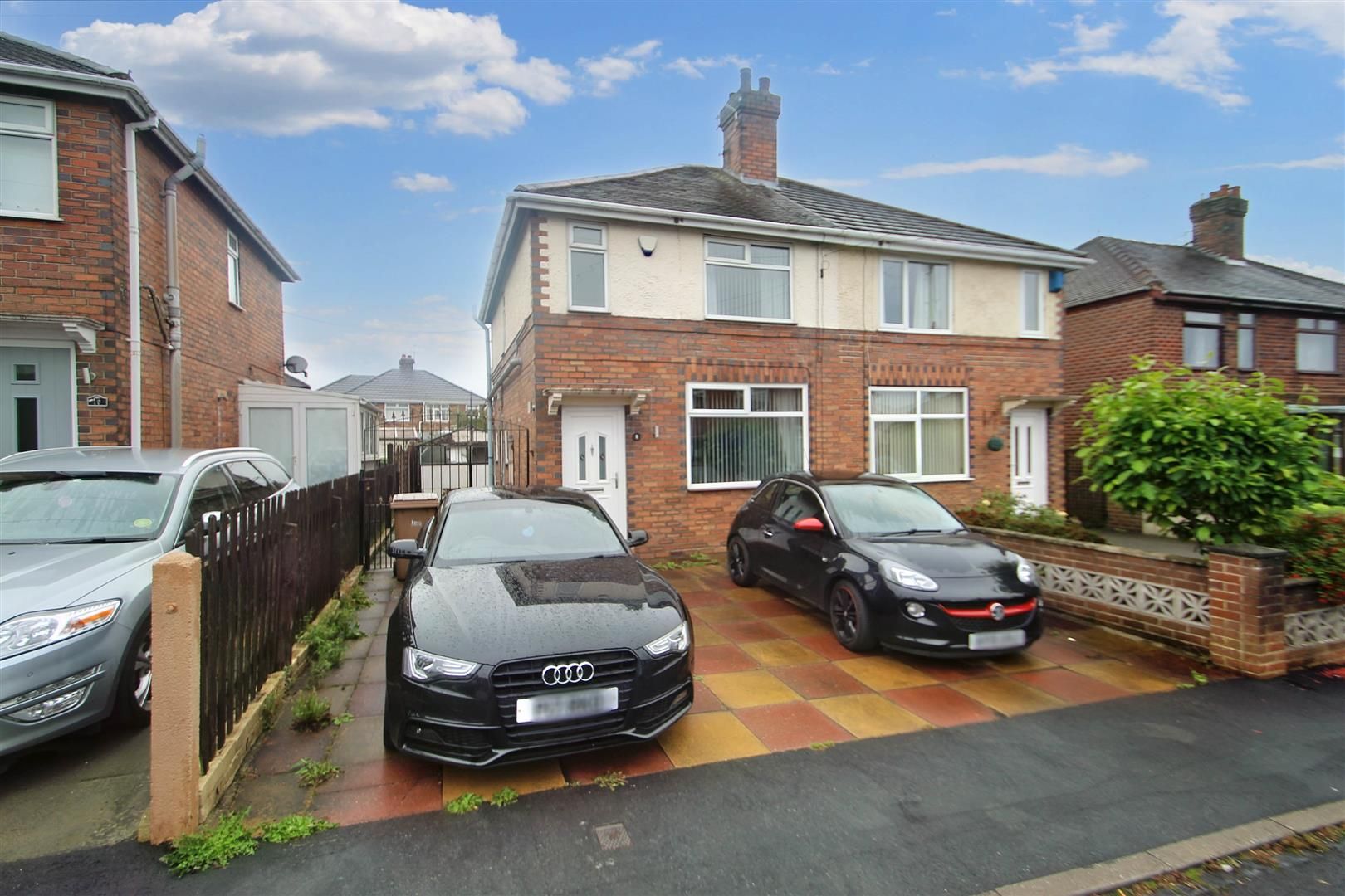 3 bed semidetached house for sale in Lombardy Grove, Meir, StokeOn