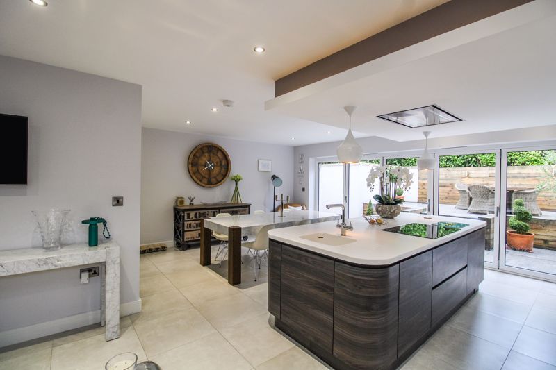 6 bed detached house for sale in Clay Lake, Endon ST9 Zoopla