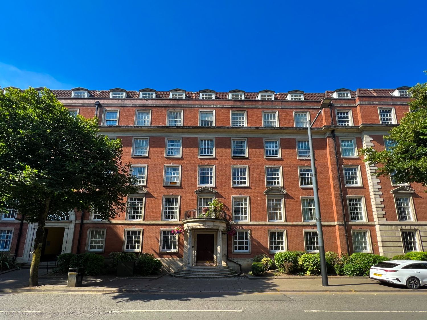 1 bed flat to rent in Kenilworth House, Castle Court, City Centre CF10