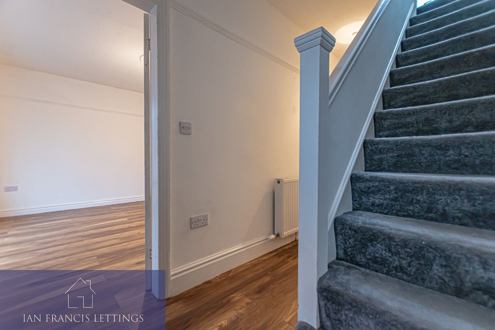 3 bed semidetached bungalow to rent in Jean Avenue, Pennington, Leigh