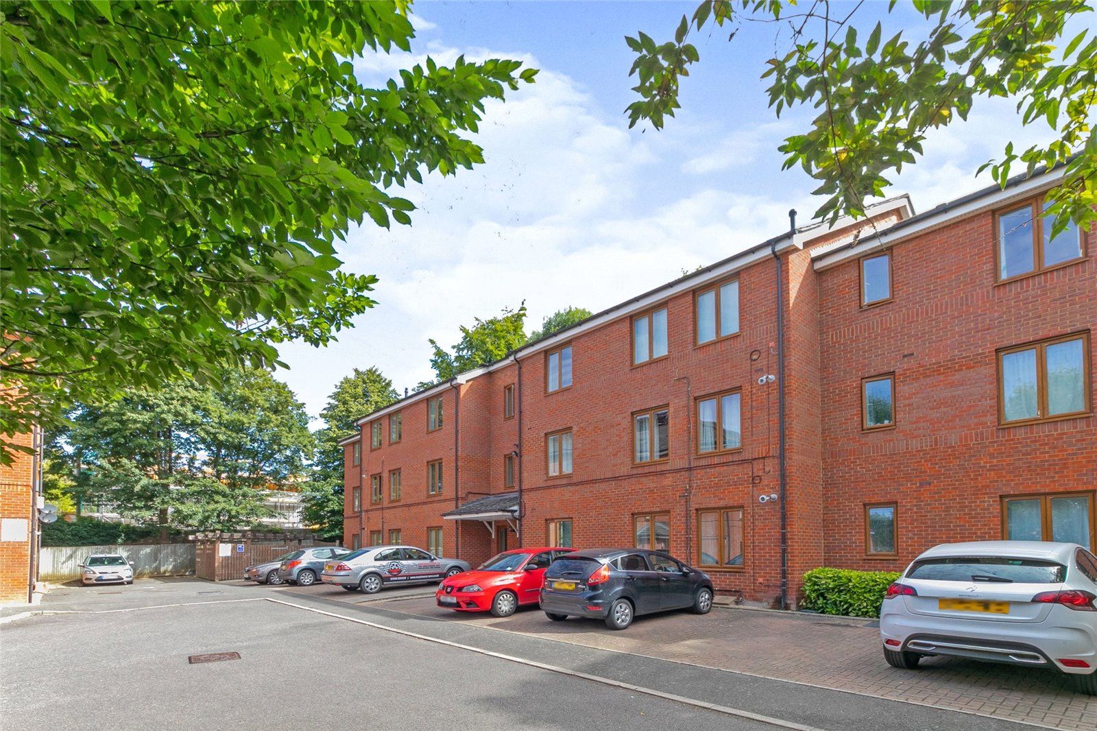 1 bed flat for sale in Radnor Close, Maidstone ME14 Zoopla