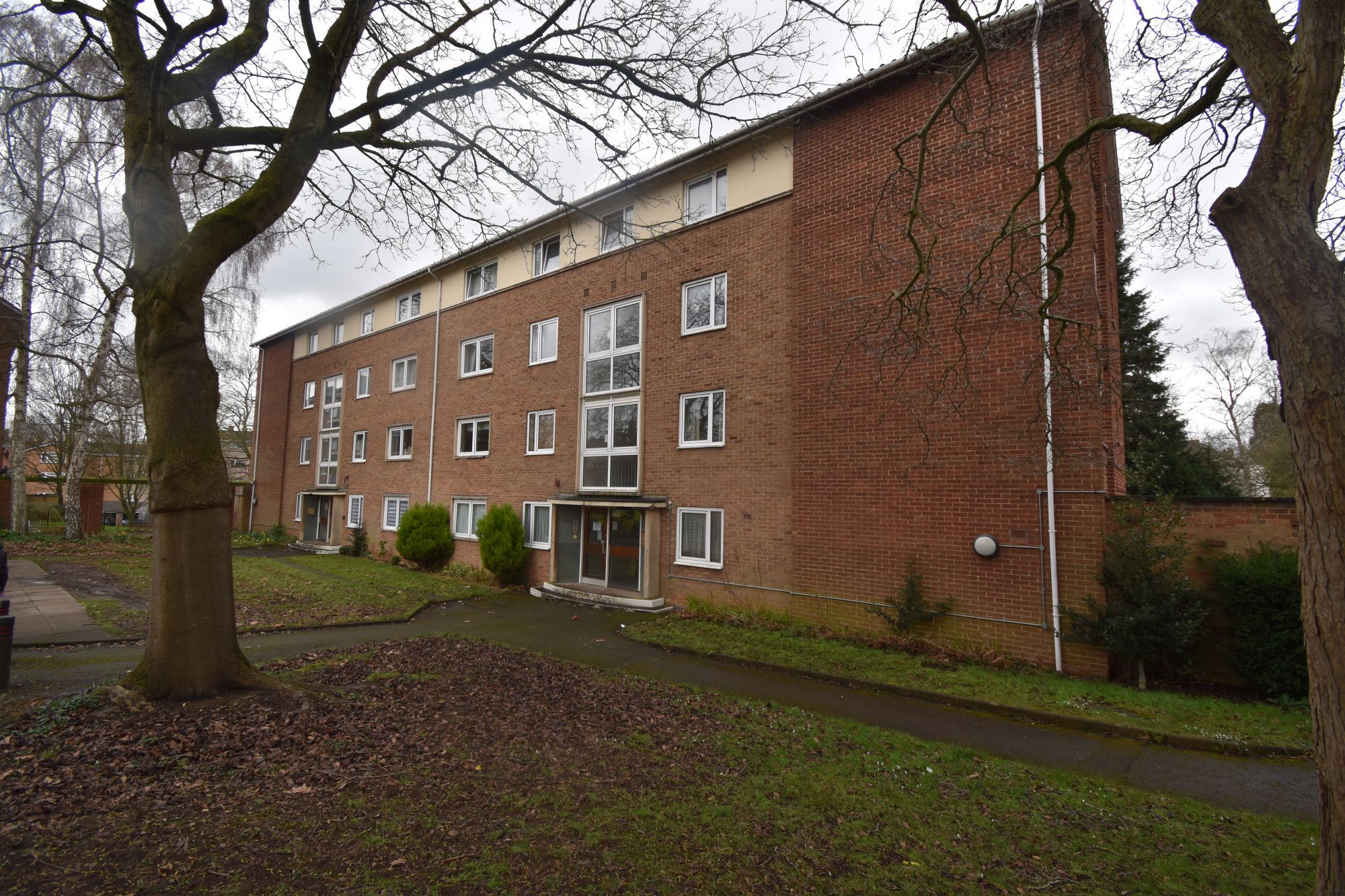 2 bed flat to rent in Stamford Gardens, Rugby Road, Leamington Spa