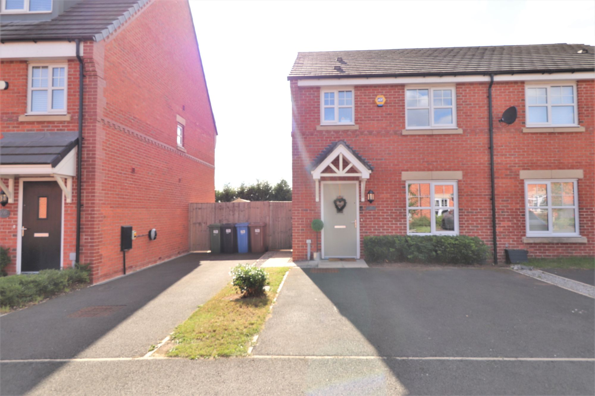 New home, 3 bed semidetached house for sale in Woodhouses Avenue