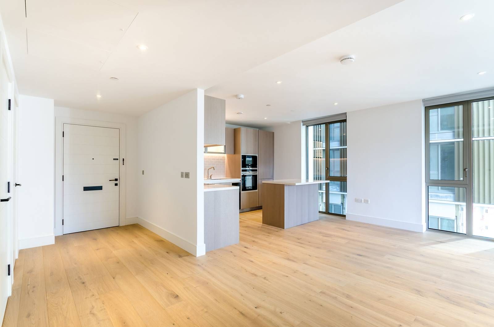 Prince Of Wales Drive, Battersea Power Station, London SW11