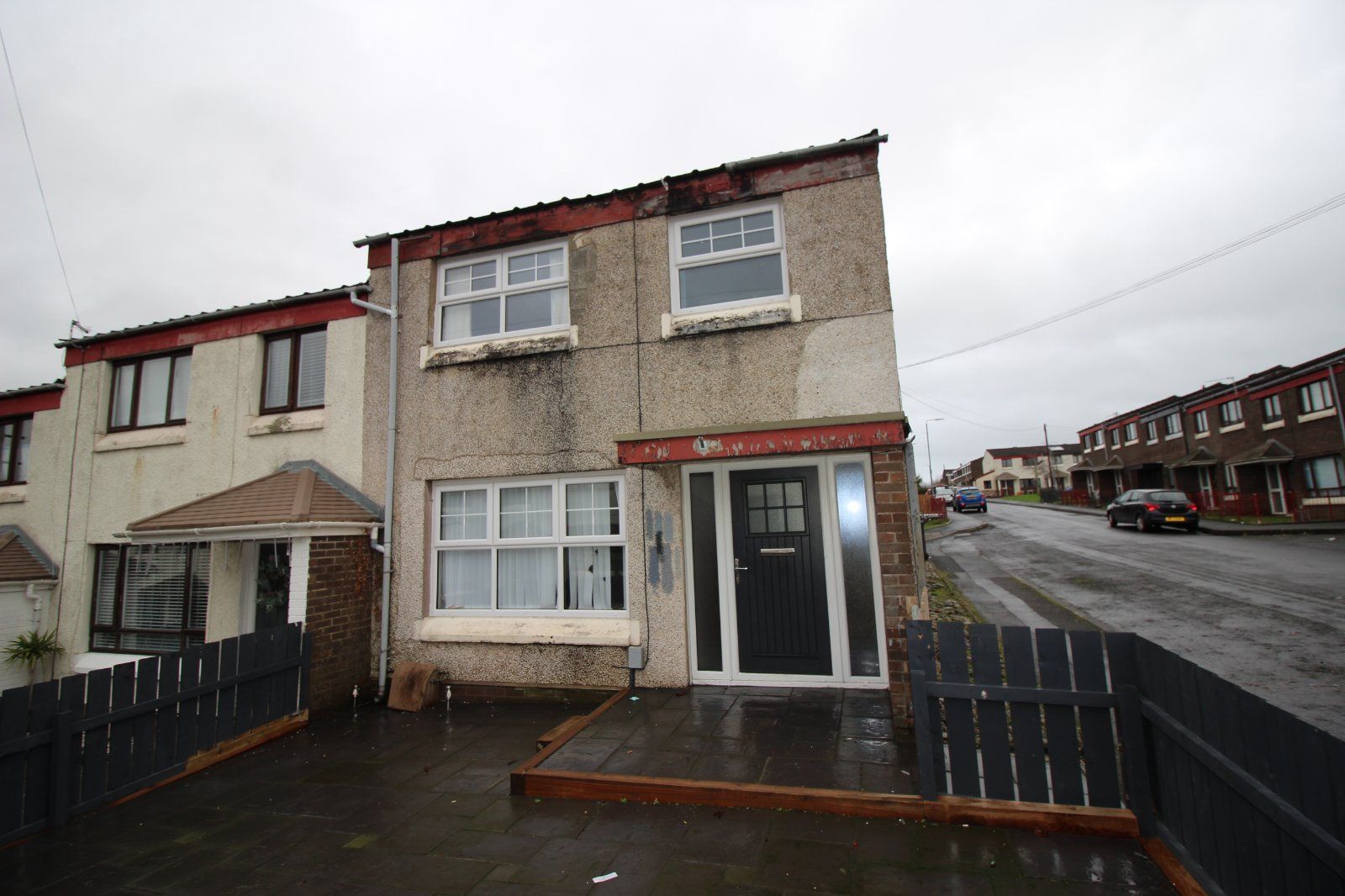 3 bed end terrace house for sale in Ashmount Gardens, Lisburn, County