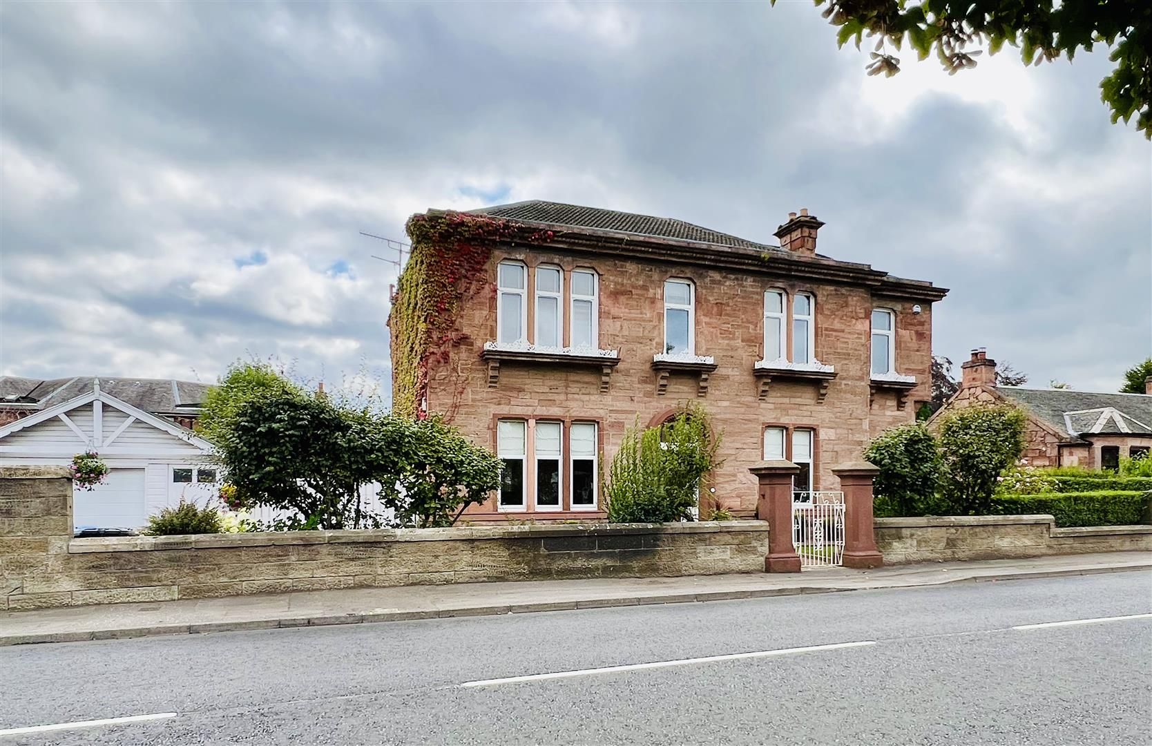 3 bed flat for sale in Bellshill Road, Uddingston, Glasgow G71 Zoopla