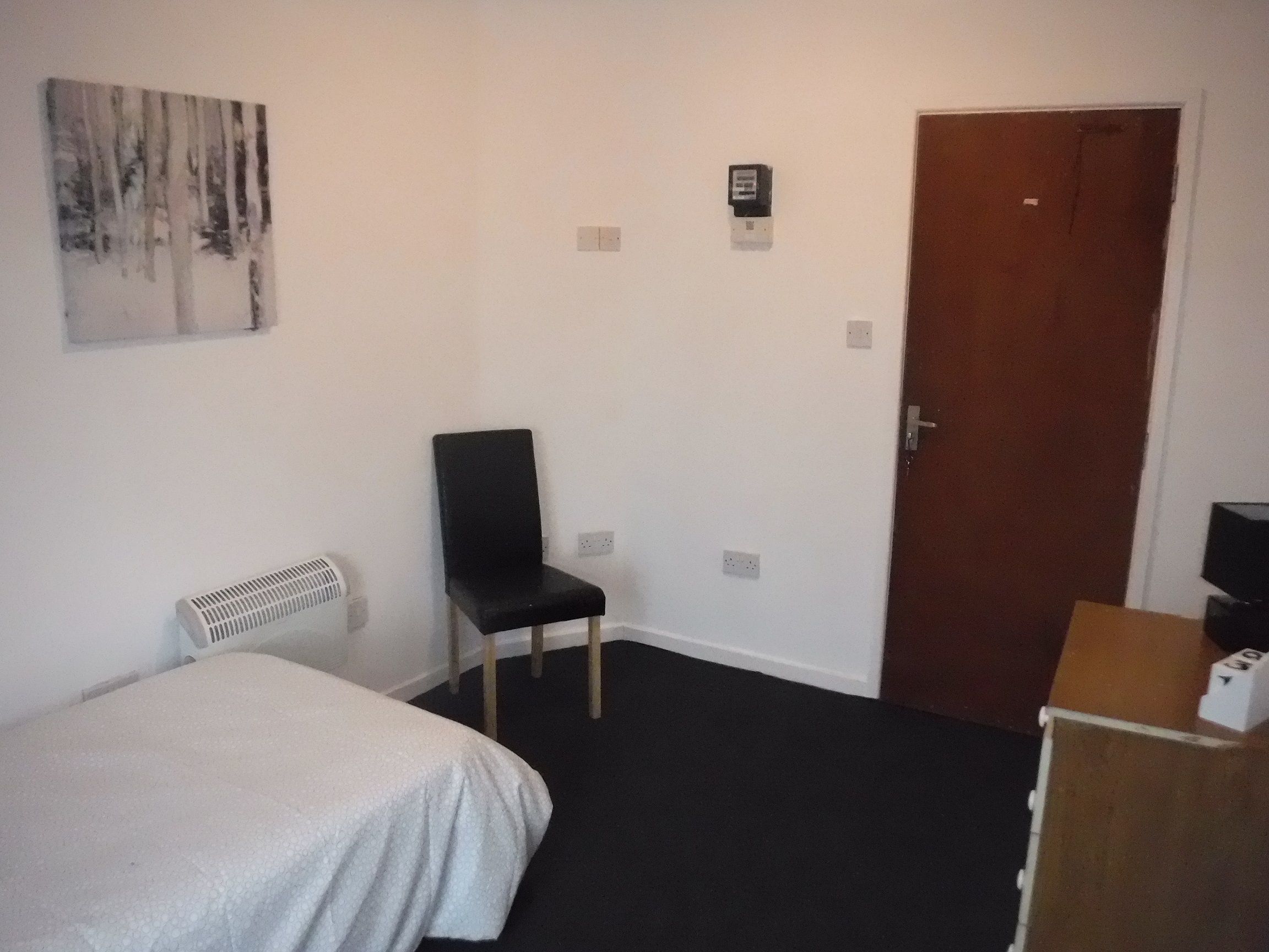 Room to rent in Phoenix Street, West Bromwich B70 Zoopla