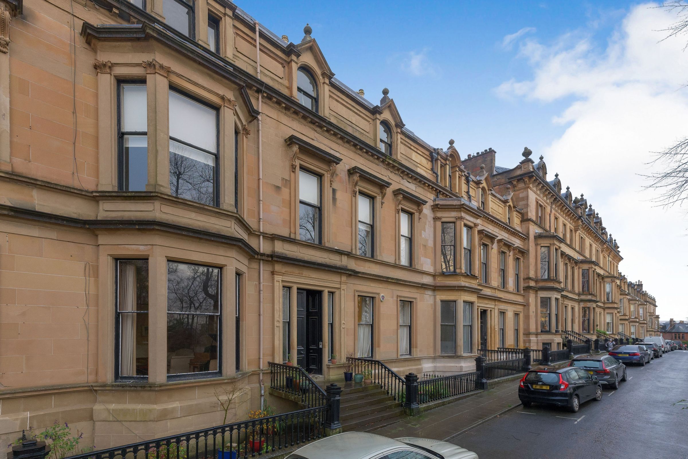 4 bed for sale in 10 Crown Terrace, Glasgow G12 Zoopla