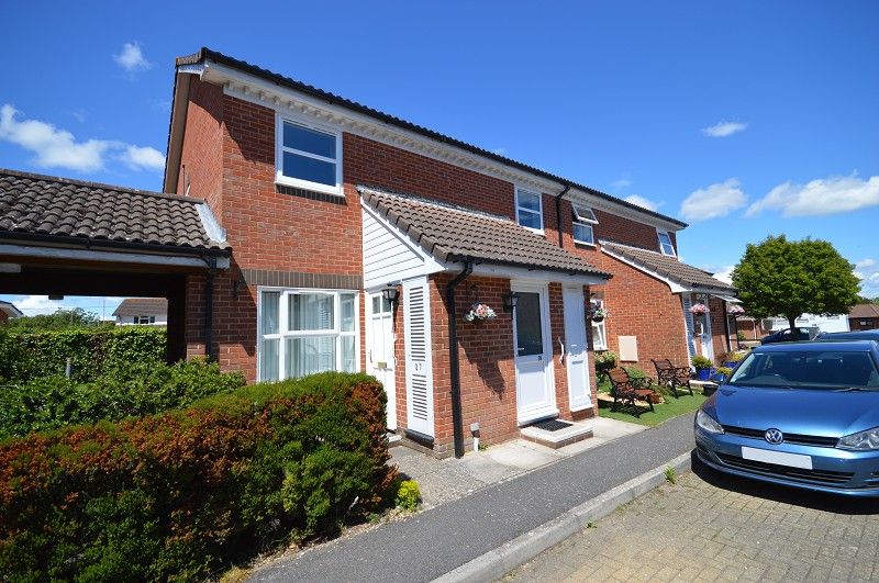 2 bed flat for sale in Floriston Gardens, Ashley, Hampshire. BH25 Zoopla