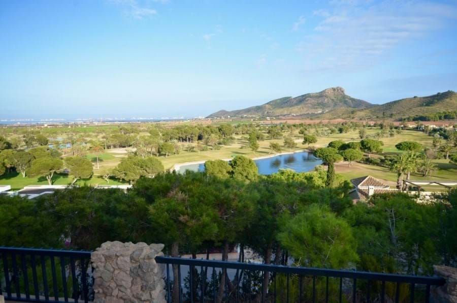 3 bed apartment for sale in Club De Buceo Islas Hormigas, Paseo De La