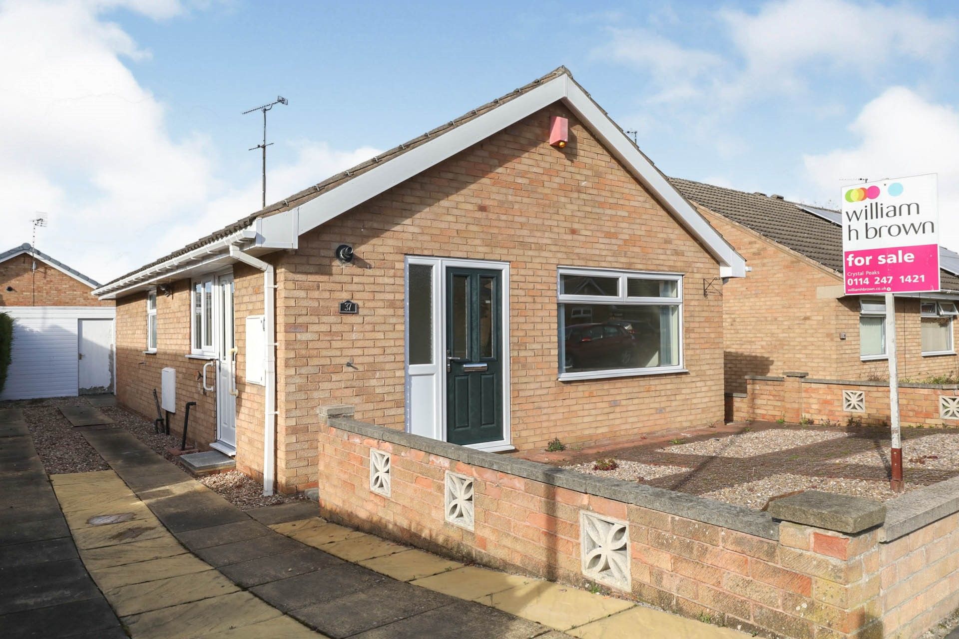 2 bed detached bungalow for sale in Harwood Gardens, Waterthorpe