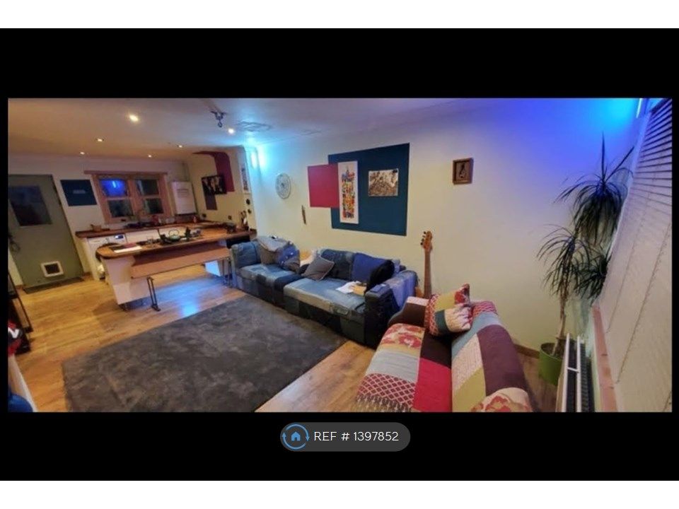 2 bed detached house to rent in Hall Terrace, Torphichen, Bathgate EH48