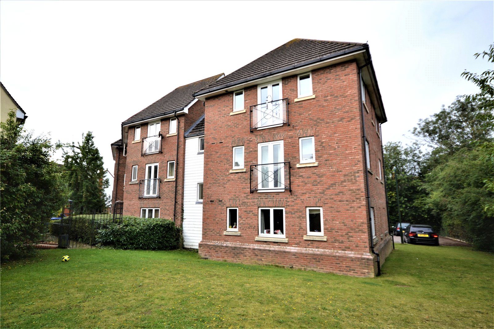 2 bed flat to rent in Millers Drive, Great Notley CM77 Zoopla
