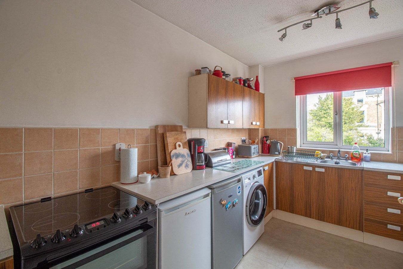 2 bed flat for sale in Upper Maze Hill, St Leonards On Sea TN38 Zoopla