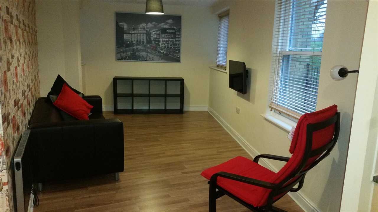 2 bed flat to rent in Bingley Court, Canterbury CT1 Zoopla