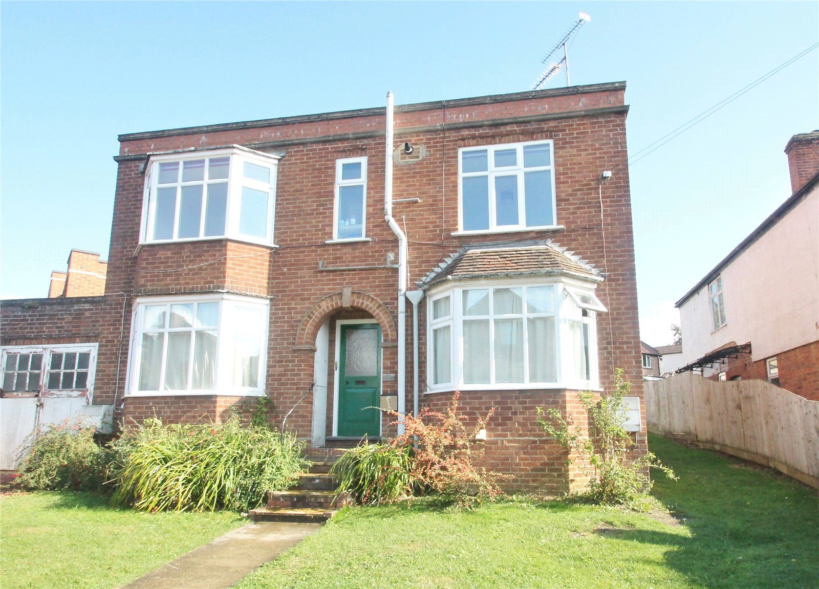2 bed flat for sale in Chandos Road, Buckingham MK18 Zoopla