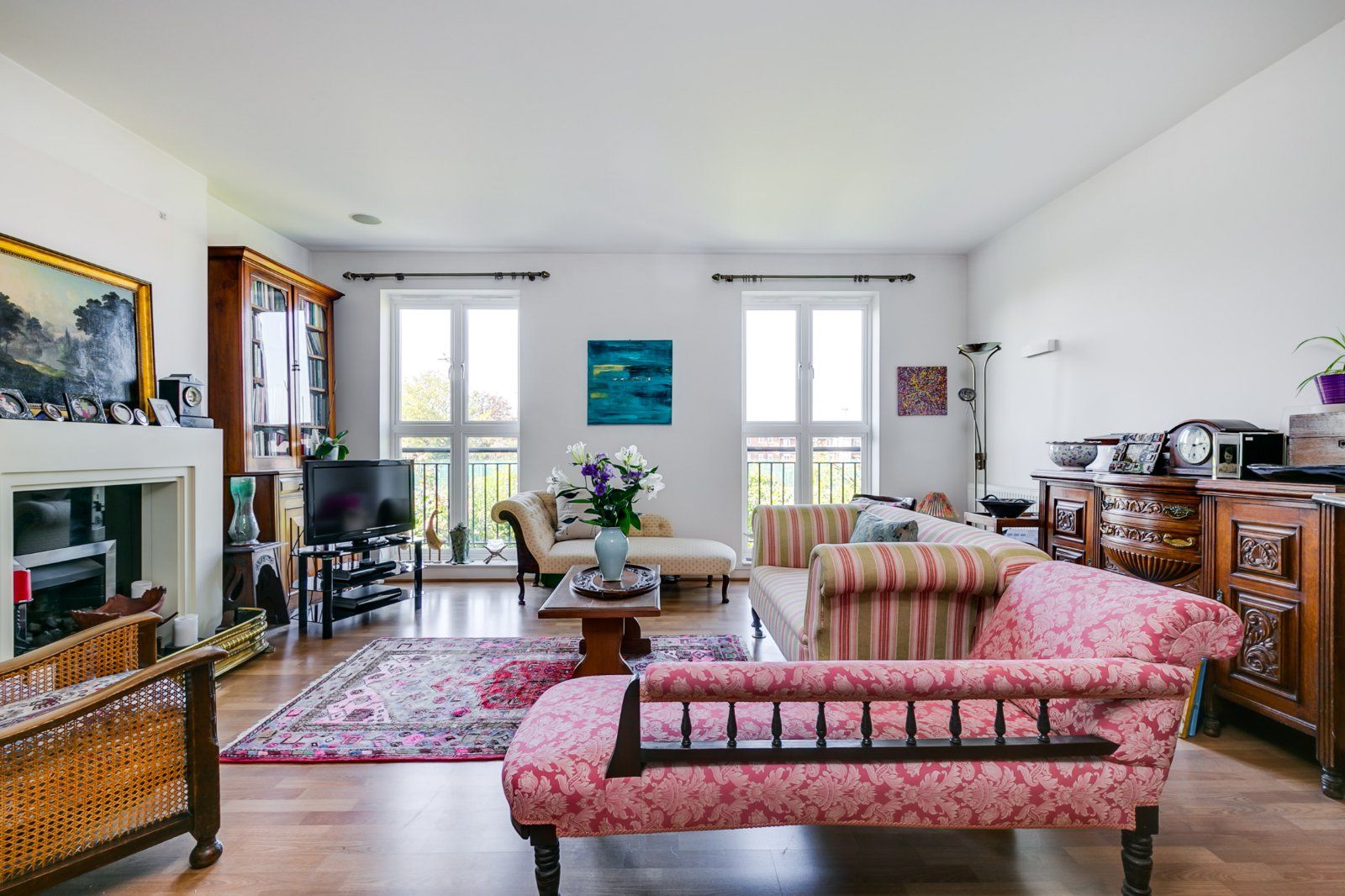 Pavilion Square, London SW17  