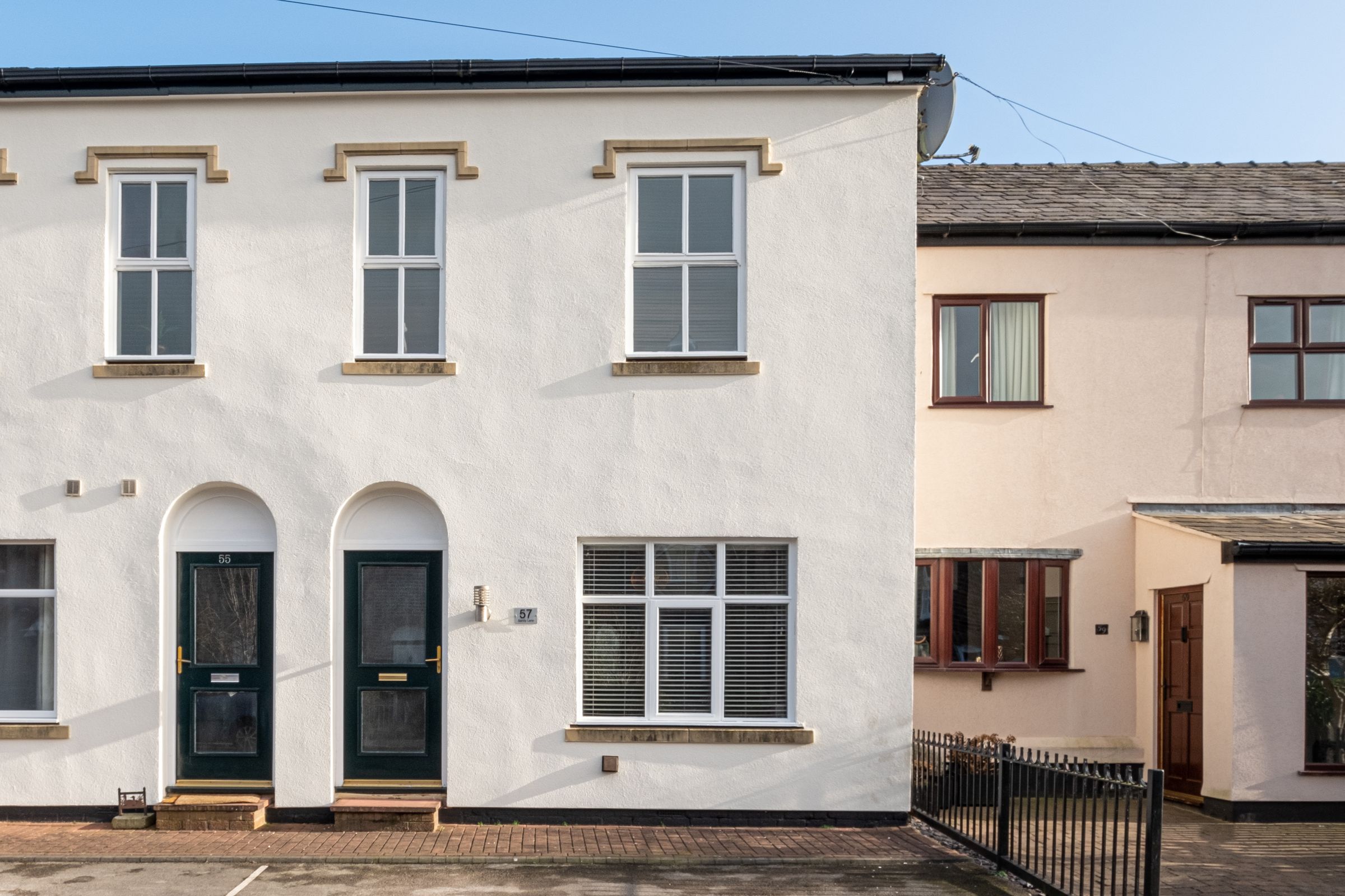 2 bed flat for sale in Sandy Lane, Lymm WA13 Zoopla