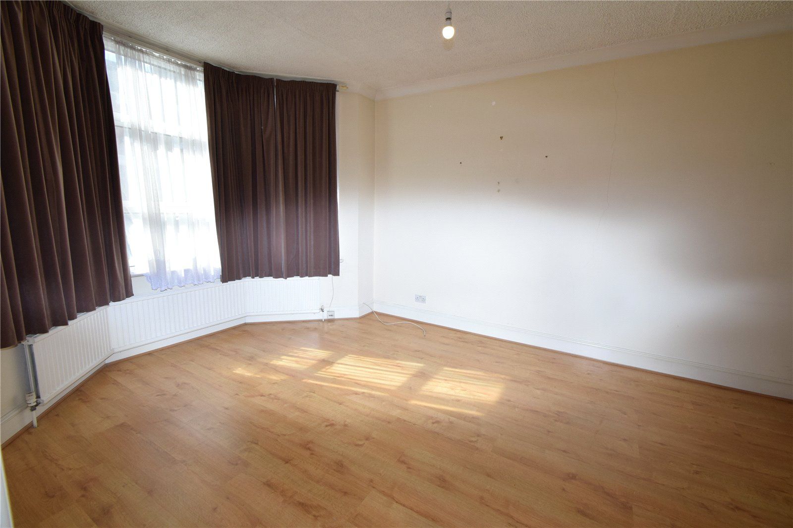 3 bed terraced house to rent in Lyndhurst Road, London N22 Zoopla