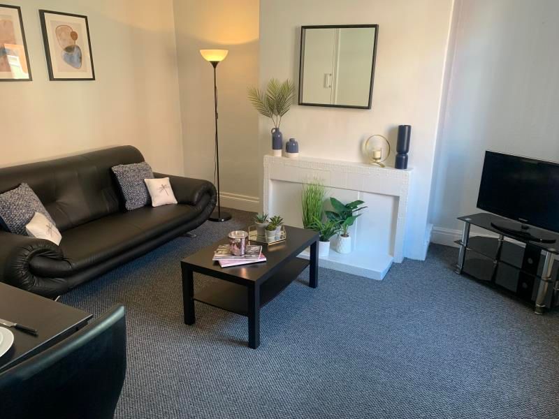 3 bed property to rent in Edinburgh Terrace, Armley, Leeds LS12 Zoopla