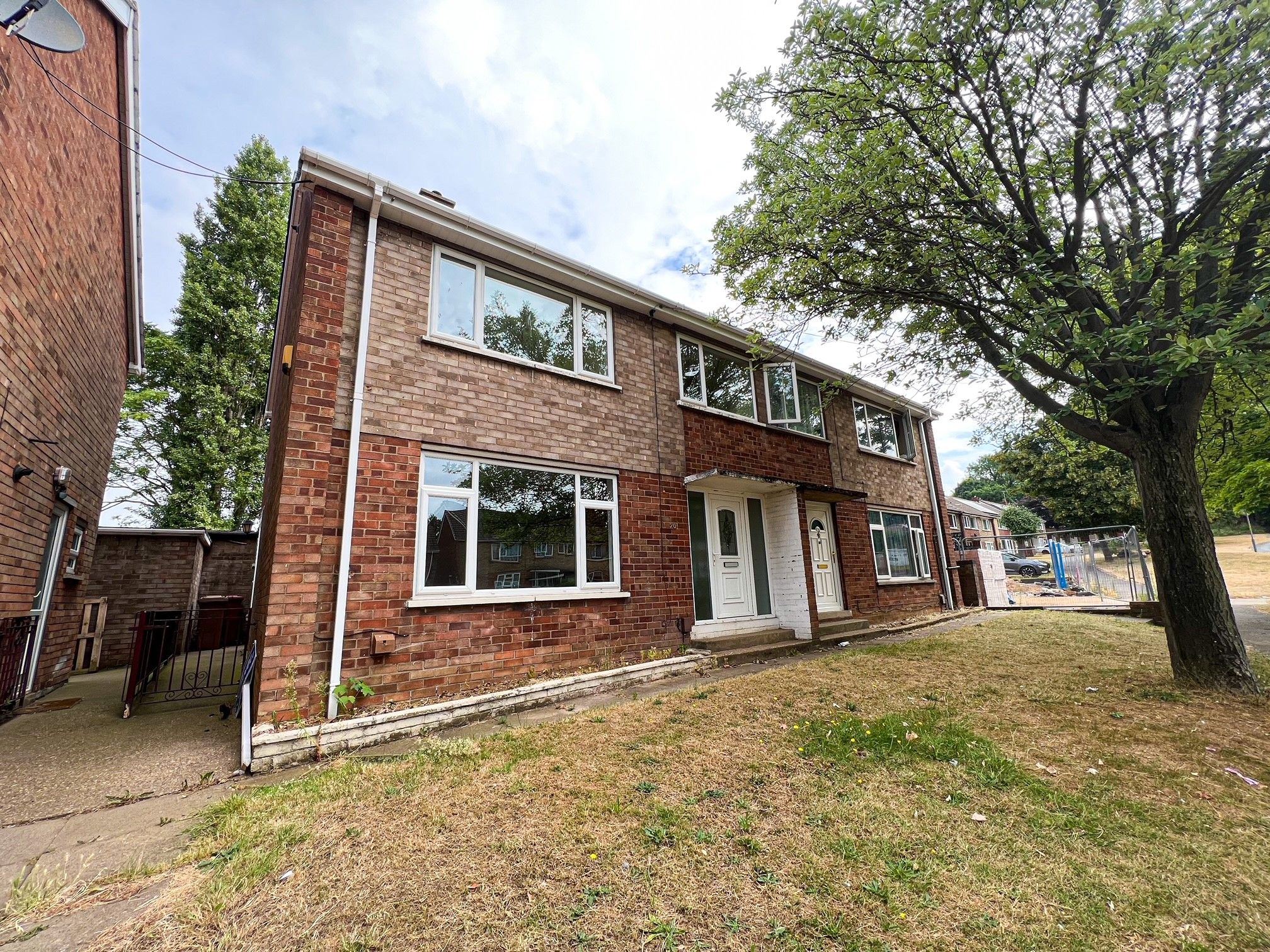 3 bed semidetached house to rent in Chaucer Avenue, Scunthorpe DN17