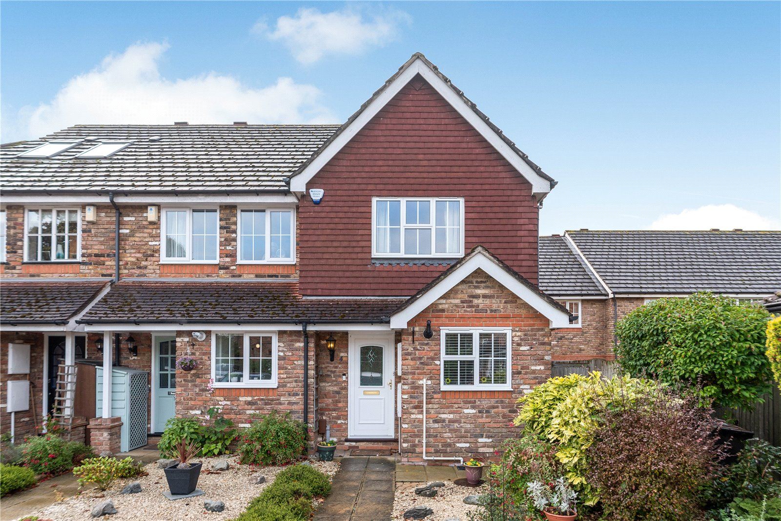 2 bed end terrace house for sale in Moorcroft Gardens, Bromley, Kent BR2 Zoopla