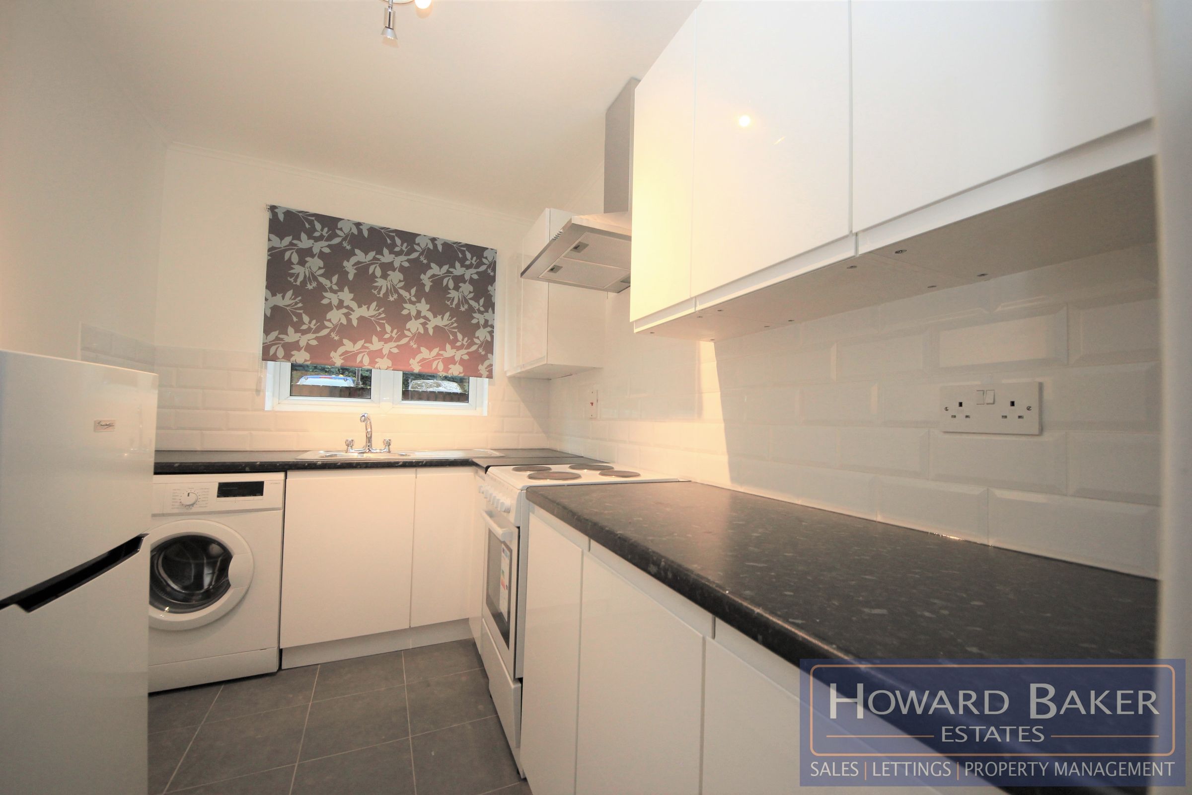 1 bed flat to rent in Glyn Avenue, New EN4 Zoopla