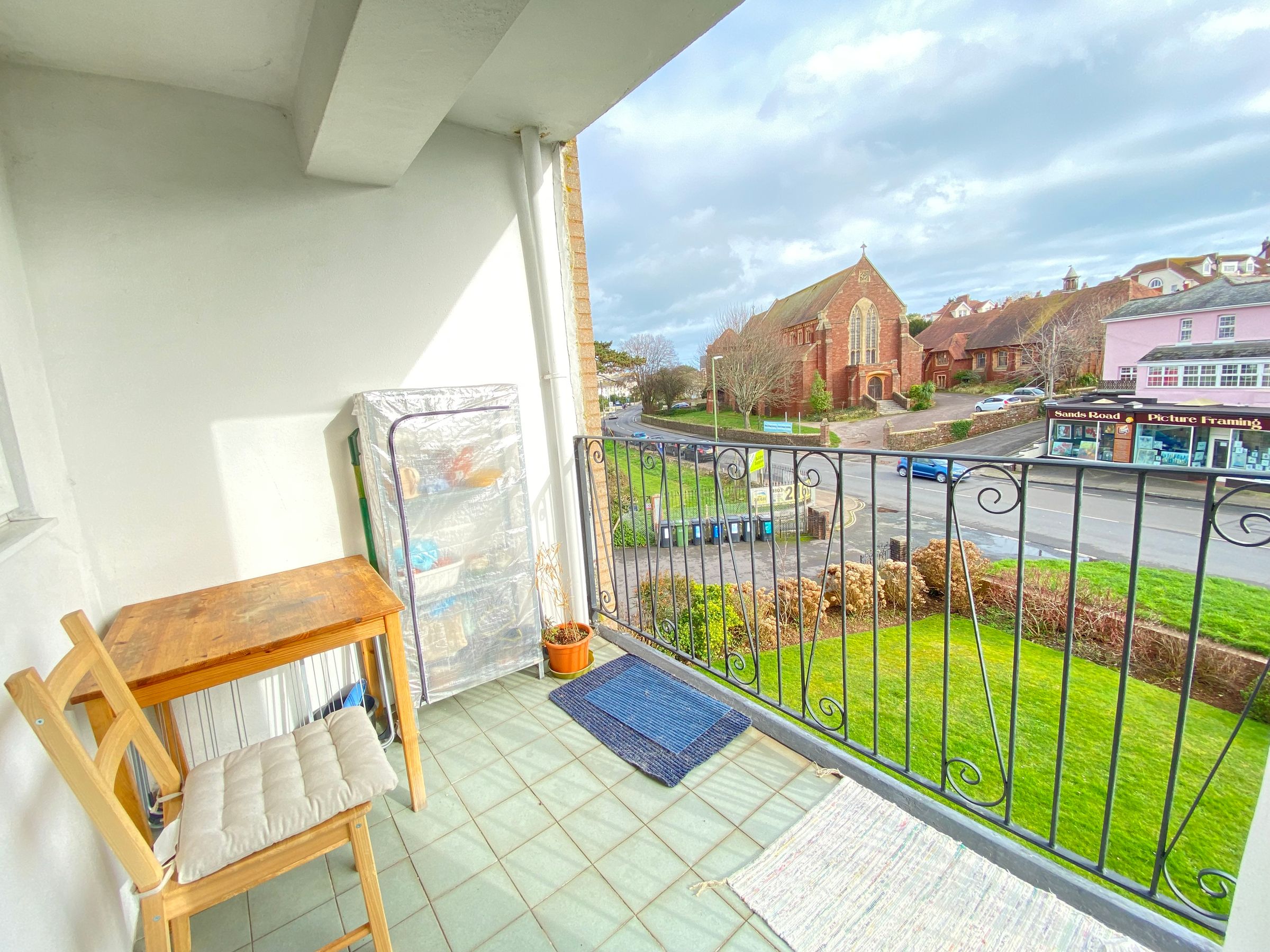 2 bed flat for sale in Sands Road, Paignton TQ4 Zoopla