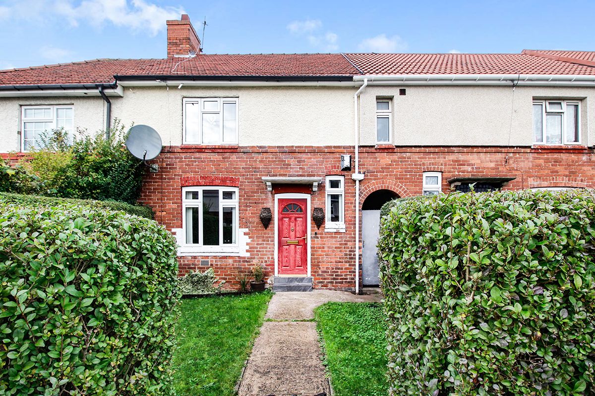 3 bed terraced house for sale in Aldam Road, Balby, Doncaster, South