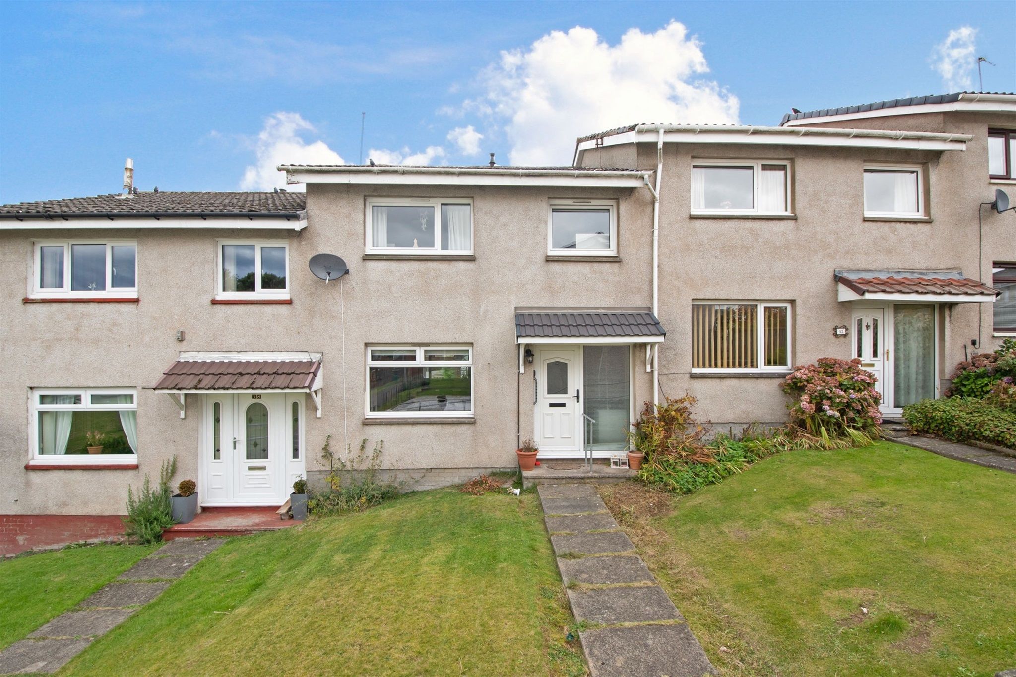 3 bed terraced house for sale in Kirriemuir, East Kilbride, Glasgow G74