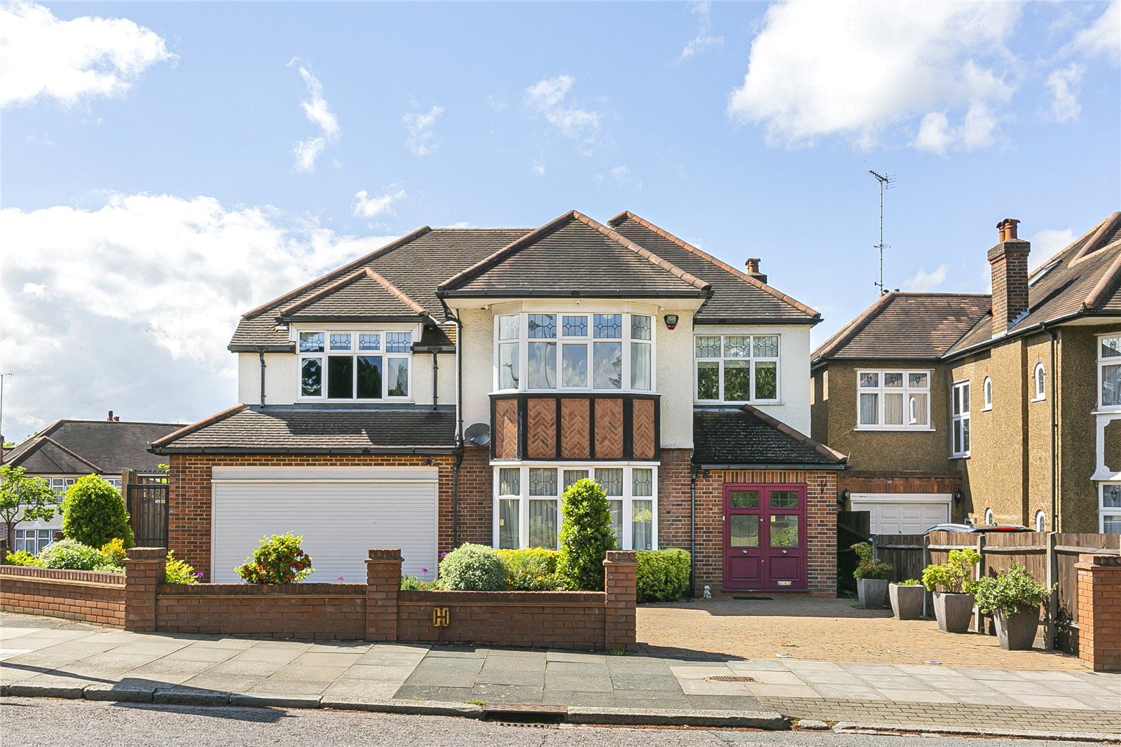 4 bed detached house for sale in Lyonsdown Road, New EN5 Zoopla
