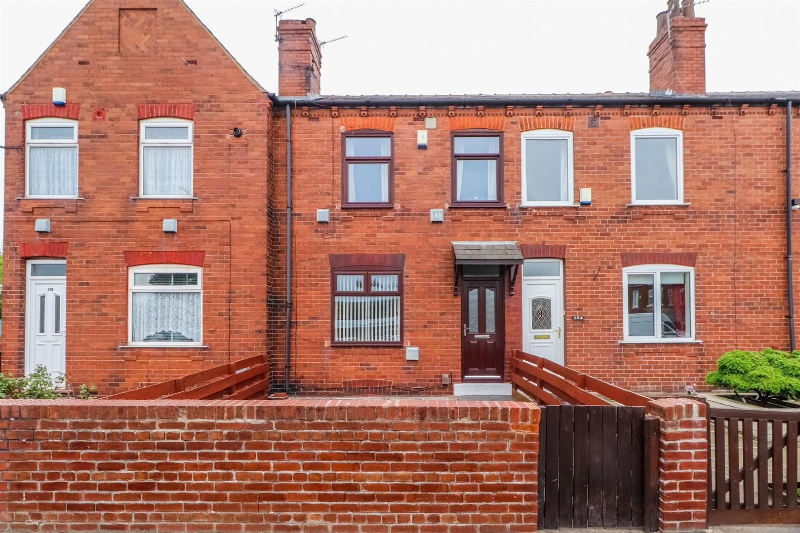 3 bed terraced house for sale in Agbrigg Road, Wakefield WF1 Zoopla