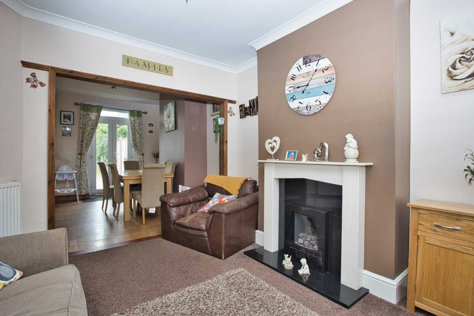 4 bed terraced house for sale in Linden Crescent, Folkestone CT19 Zoopla