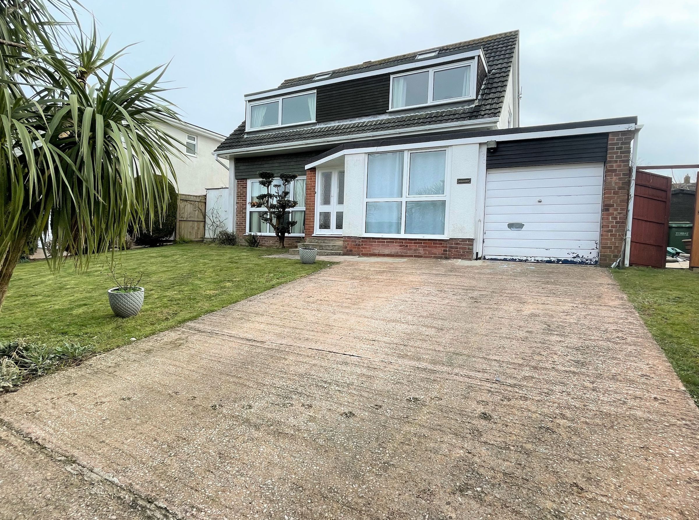 4 bed property to rent in Broadstone Park Road, Torquay TQ2 Zoopla