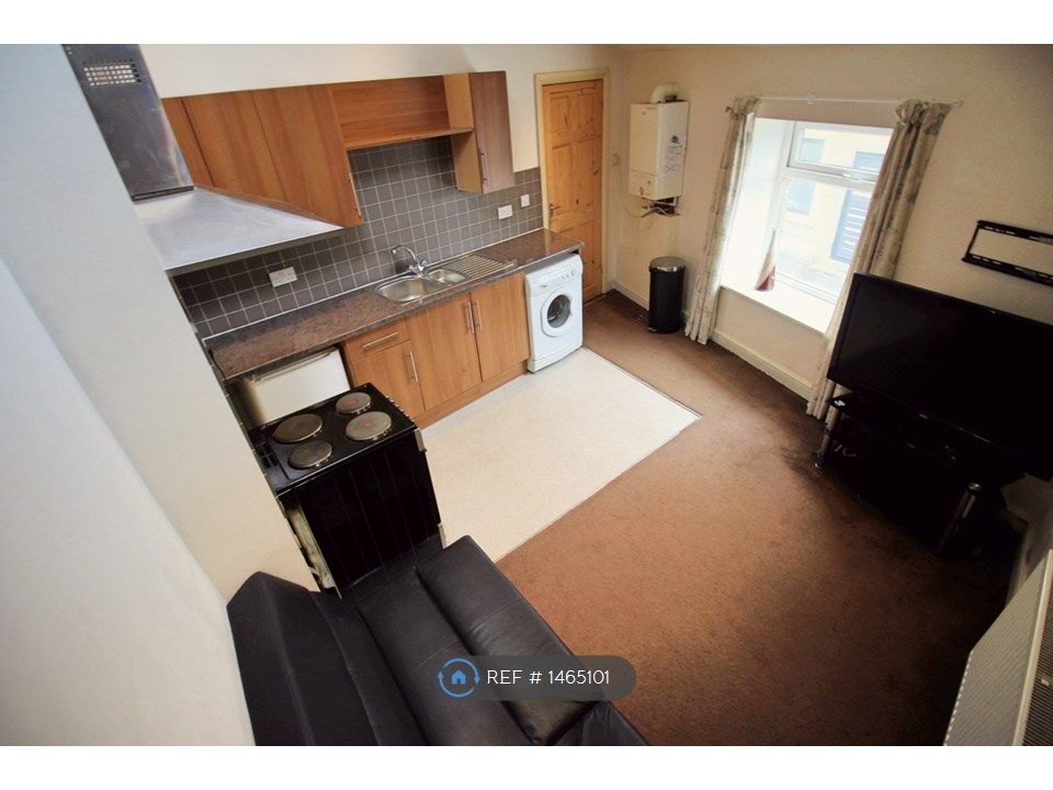 2 bed flat to rent in Clayton Le Moors, Accrington BB5 Zoopla