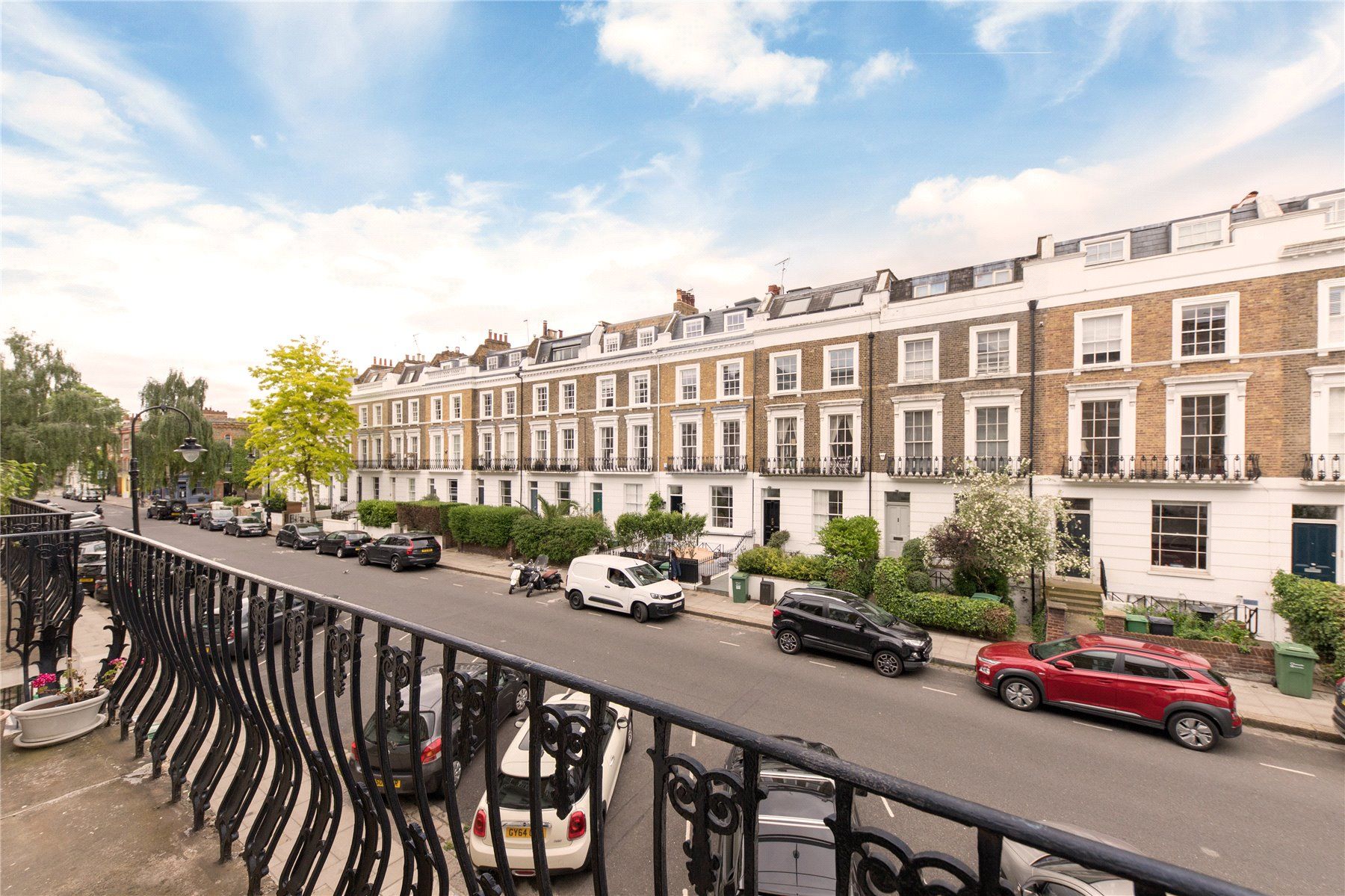 2 bed flat for sale in Gloucester Avenue, Primrose Hill, London NW1
