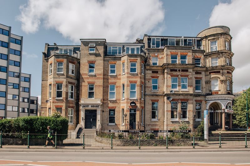 2 bed flat for sale in Bath Road, Bournemouth BH1 Zoopla