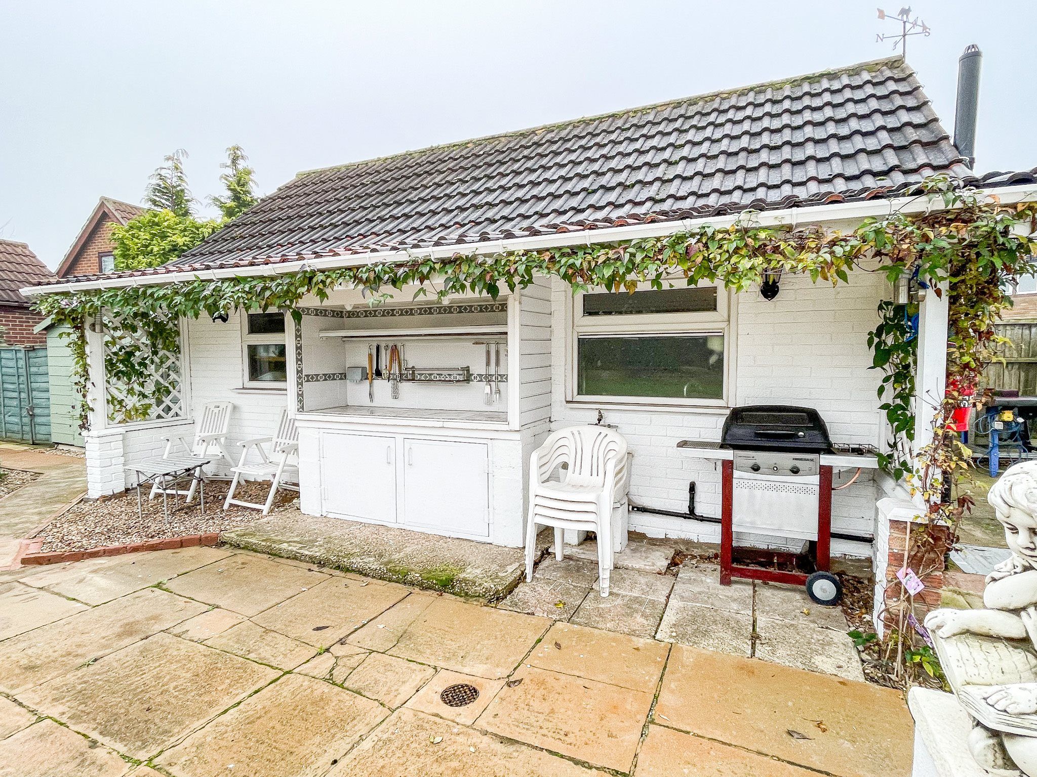 3 bed bungalow for sale in Barnsley Road, Scawsby, Doncaster DN5 Zoopla