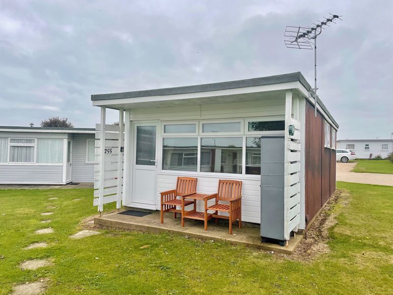 2 bed property for sale in Newport Road, Hemsby, Great Yarmouth NR29