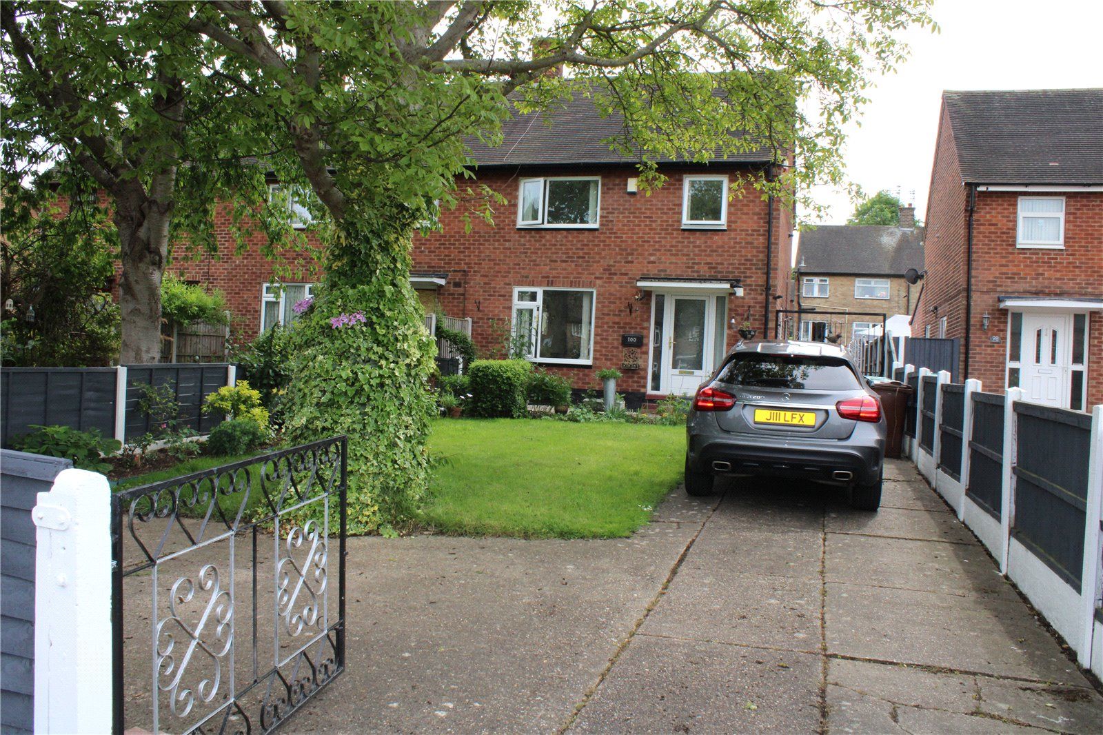 3 bed end terrace house for sale in Glapton Lane, Clifton, Nottingham