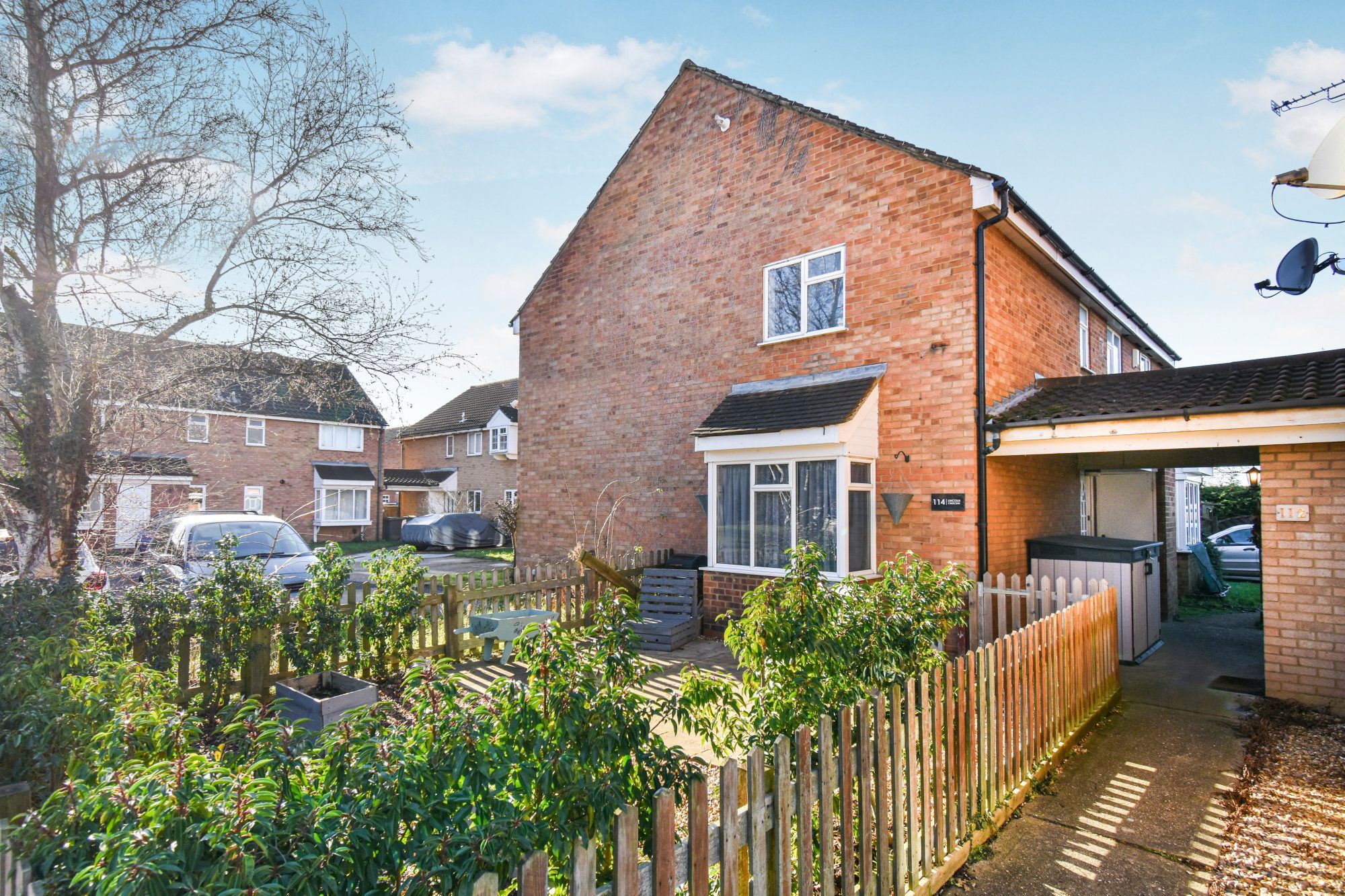 2 bed end terrace house for sale in Lincoln Crescent, Biggleswade SG18